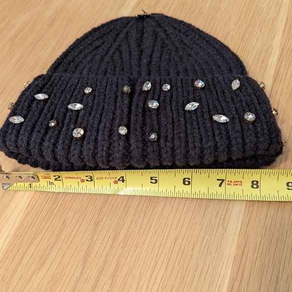 BNWT Badgley Mischka Women's Black Wool Blend Beanie/Chook/Tuque/Hat w/Crystals - Picture 9 of 13